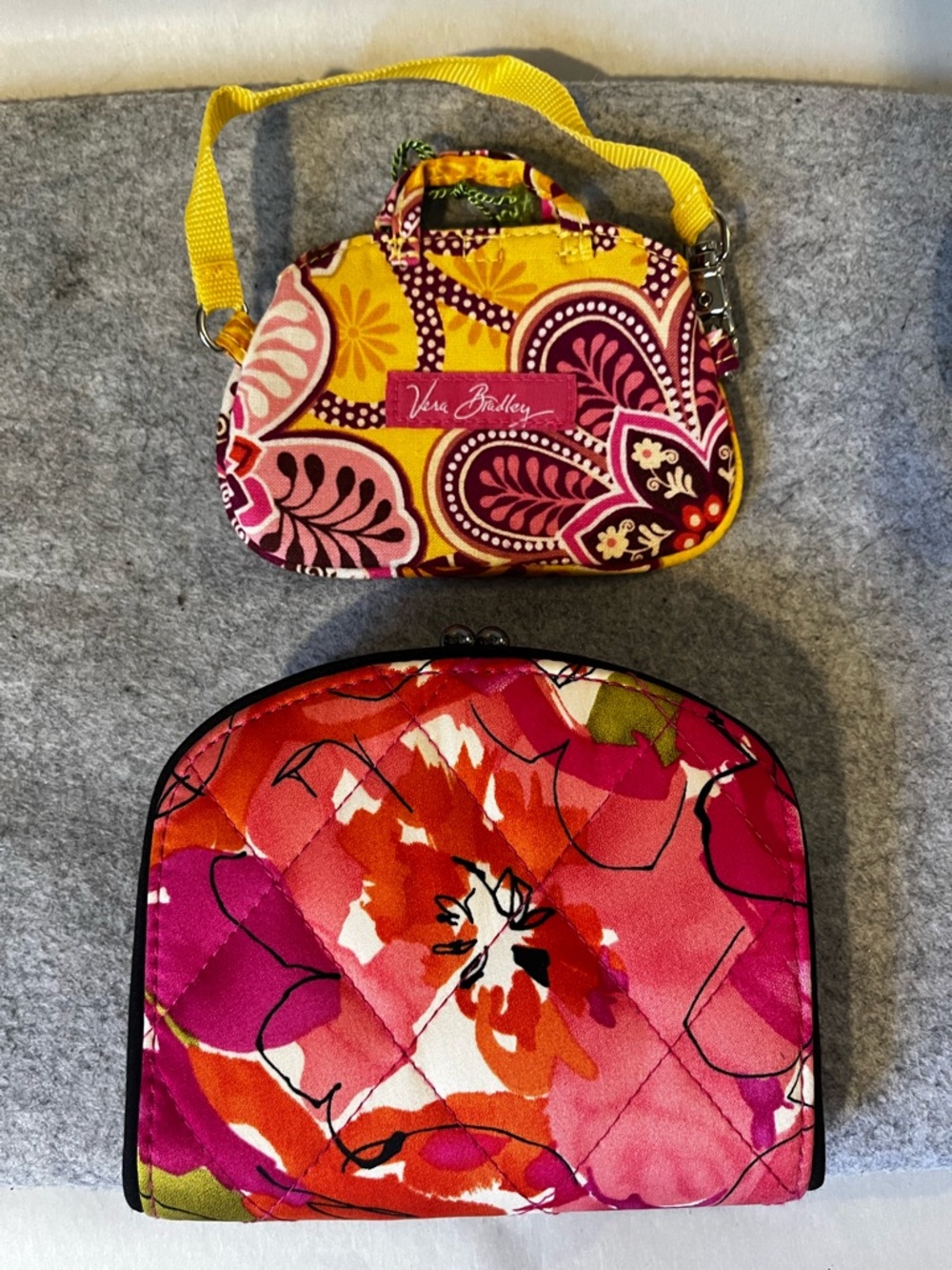 Vera Bradley "Harriet" Style Wallet & Bali Gold Luggage Tag